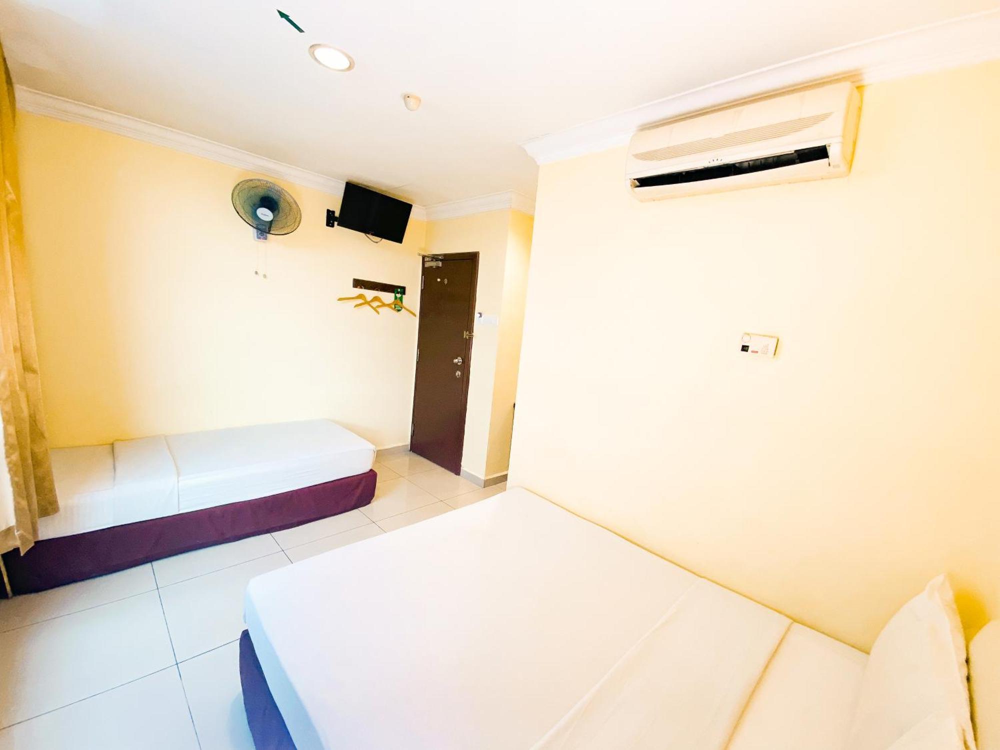 ซันอินส์ปูชอง Hotel ภายนอก รูปภาพ